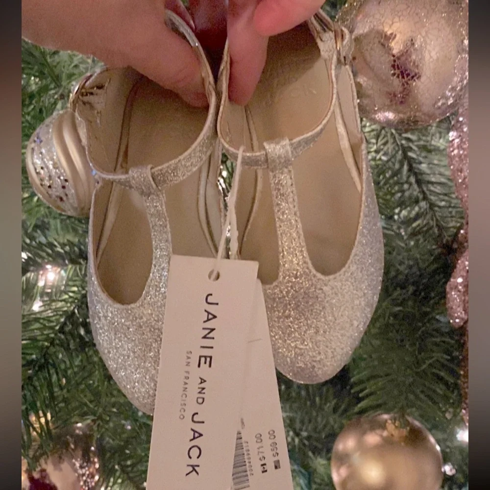 JANIE AND JACK GLITTER FLAT Size 6